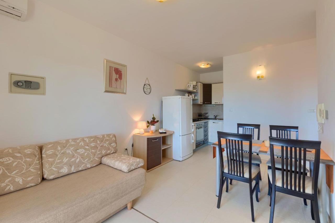 Apartments Boris Fažana Eksteriør billede